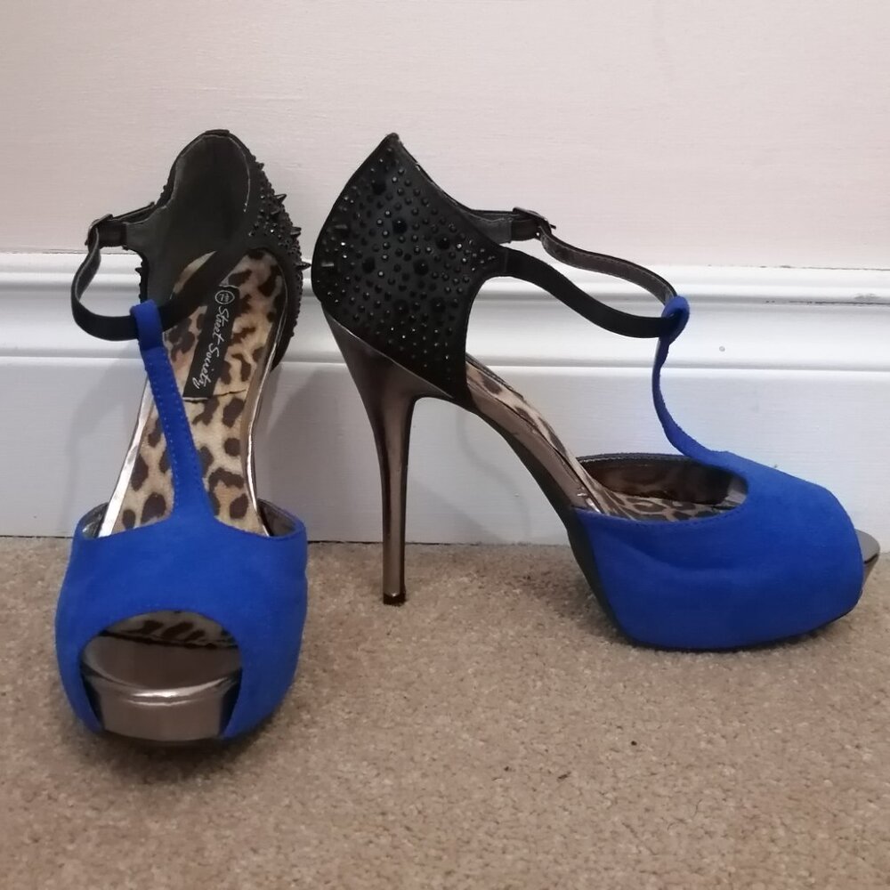 NWOT-- Satin & Faux Suede Studded T-Strap Peep Toe Heels